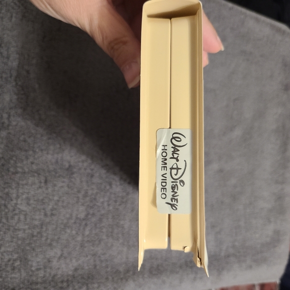 Disney Snow White and The Seven Dwarfs & 101 Dalmatians VHS - Picture 9 of 15